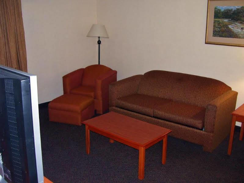 Comfort Inn Airport Memphis Bagian luar foto