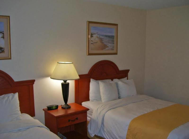 Comfort Inn Airport Memphis Bagian luar foto
