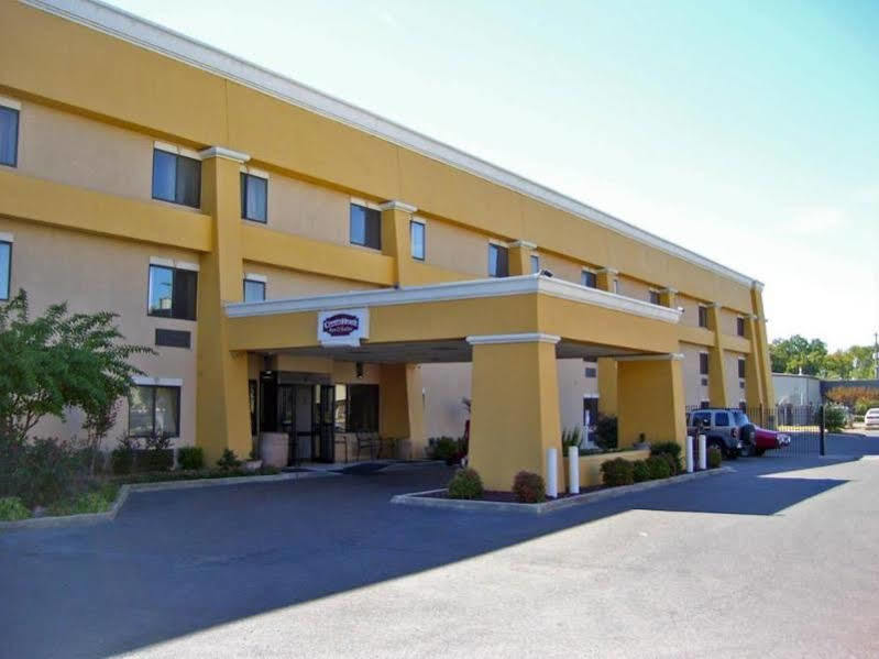 Comfort Inn Airport Memphis Bagian luar foto